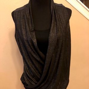 ✨NEW LISTING✨ ROCK & REPUBLIC WRAP BLOUSE